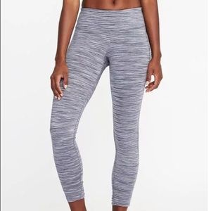 Old navy mid-rise knot-hem 7/8 length leggings